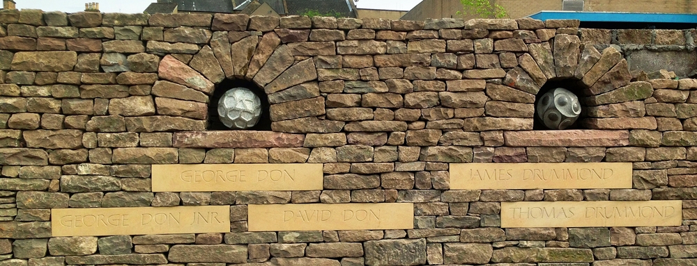 Carvings Installed – South Wall, Forfar Botanists Garden